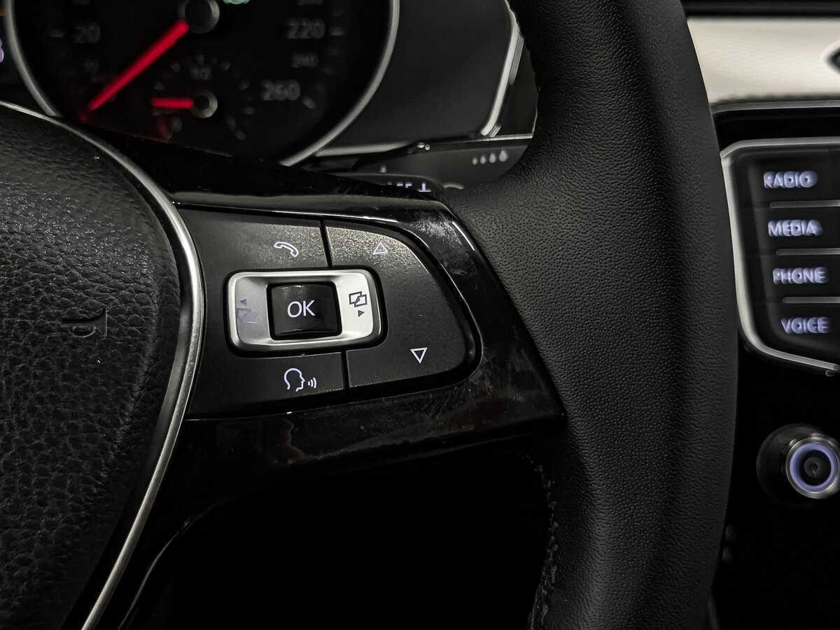 Volkswagen Passat, 2015 Фото №29