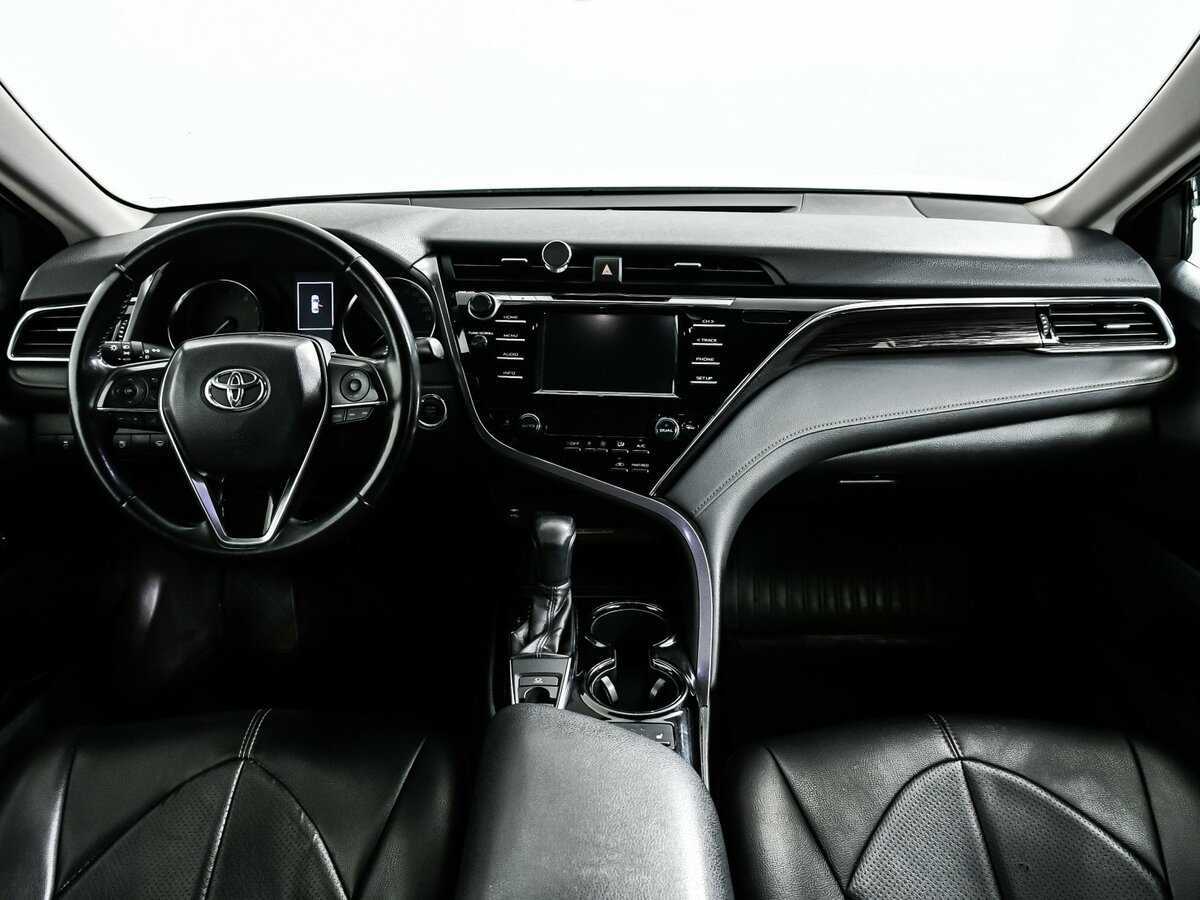Toyota Camry, 2018 Фото №11