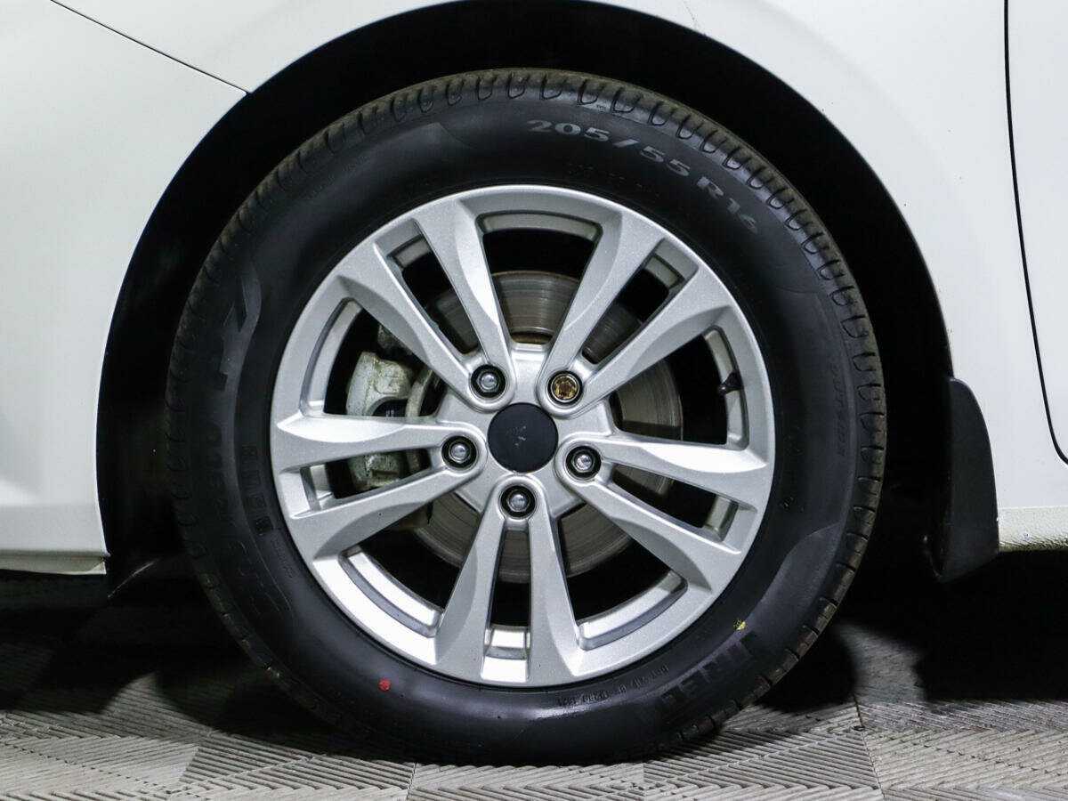 Kia Cerato, 2021 Фото №15