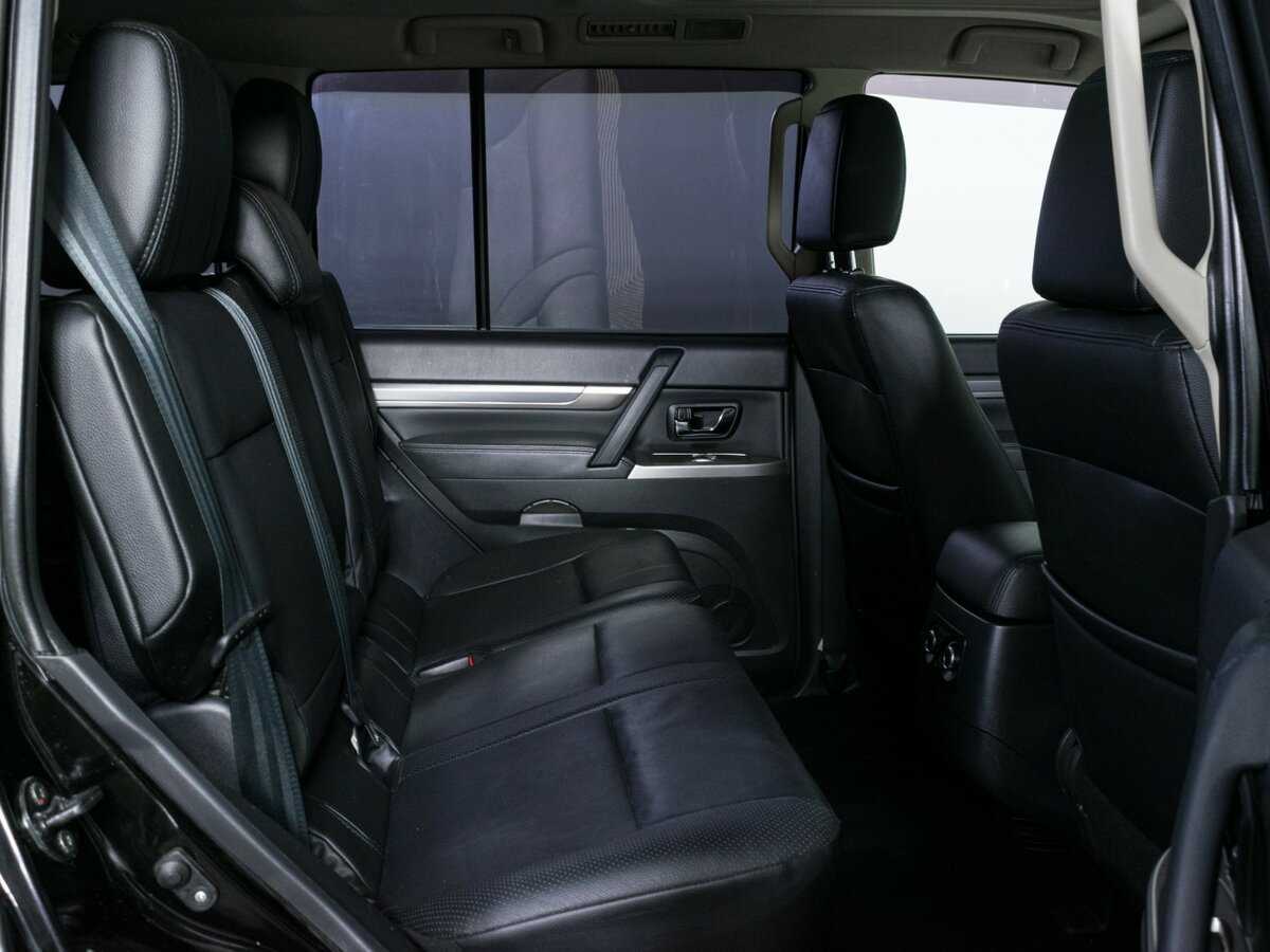 Mitsubishi Pajero, 2013 Фото №9