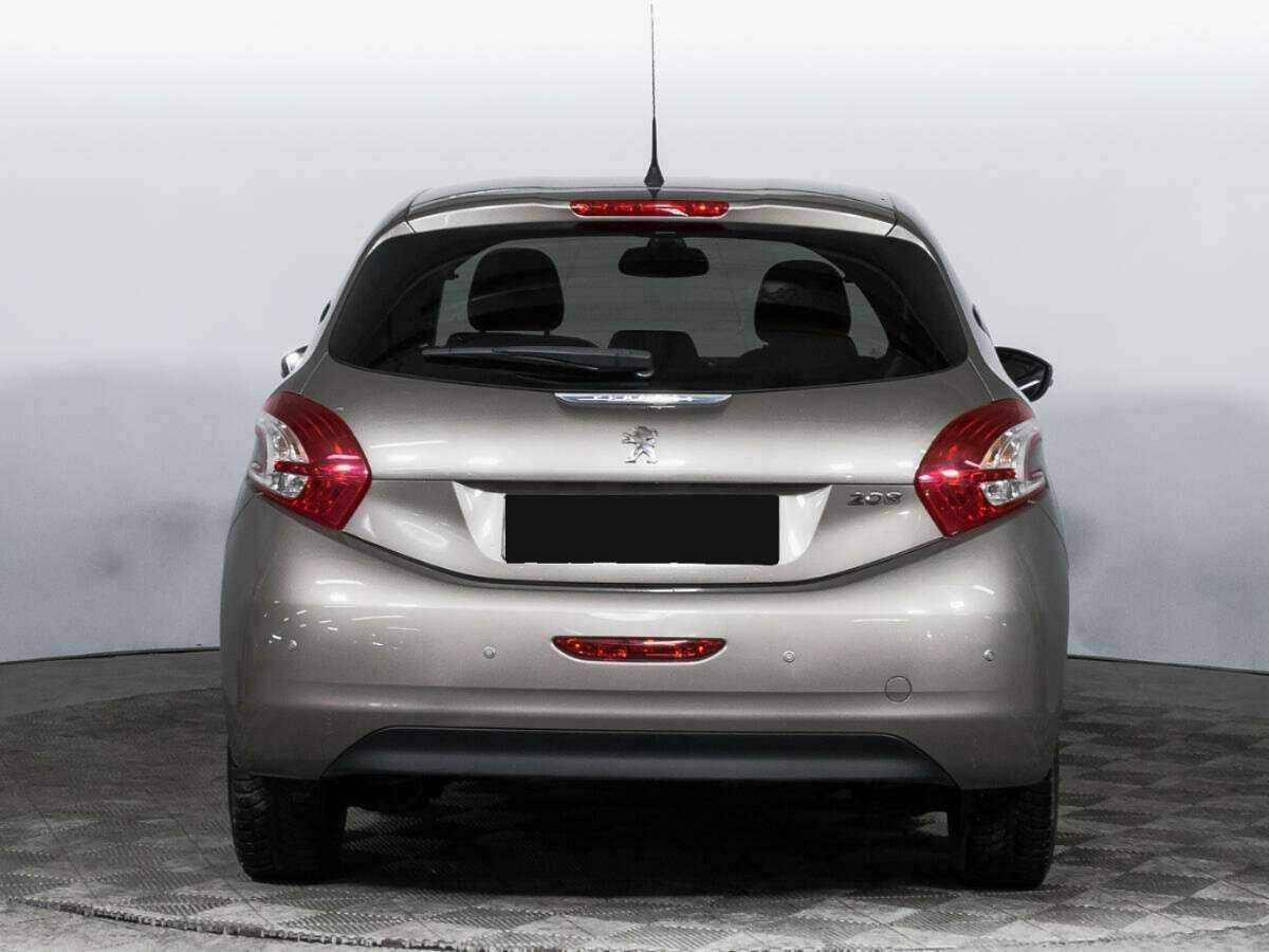 Peugeot 208, 2013 Фото №6