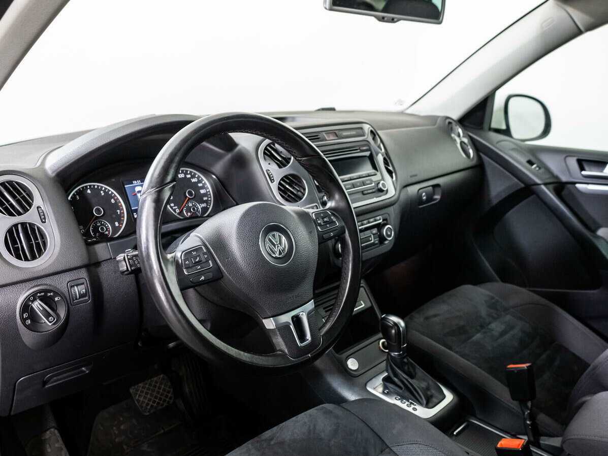 Volkswagen Tiguan, 2012 Фото №9