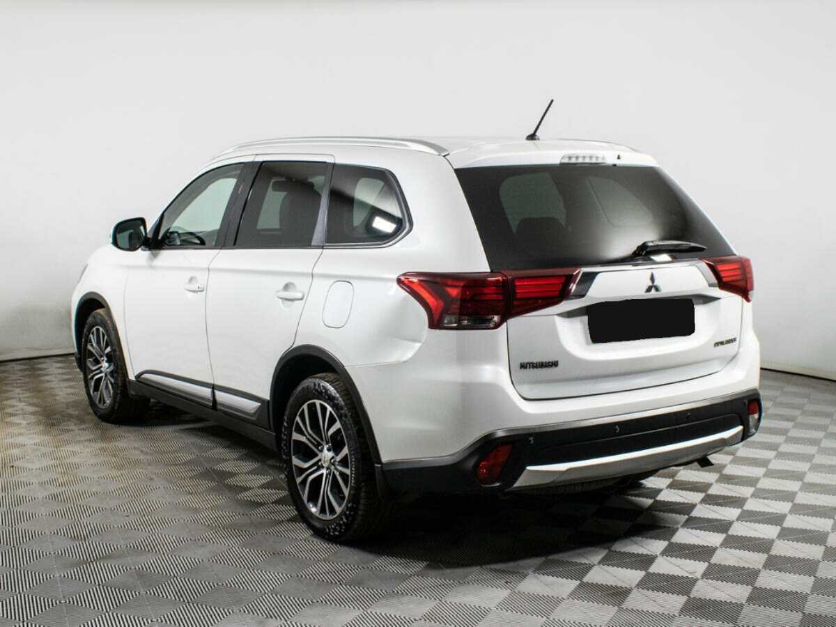 Mitsubishi Outlander, 2016 Фото №6