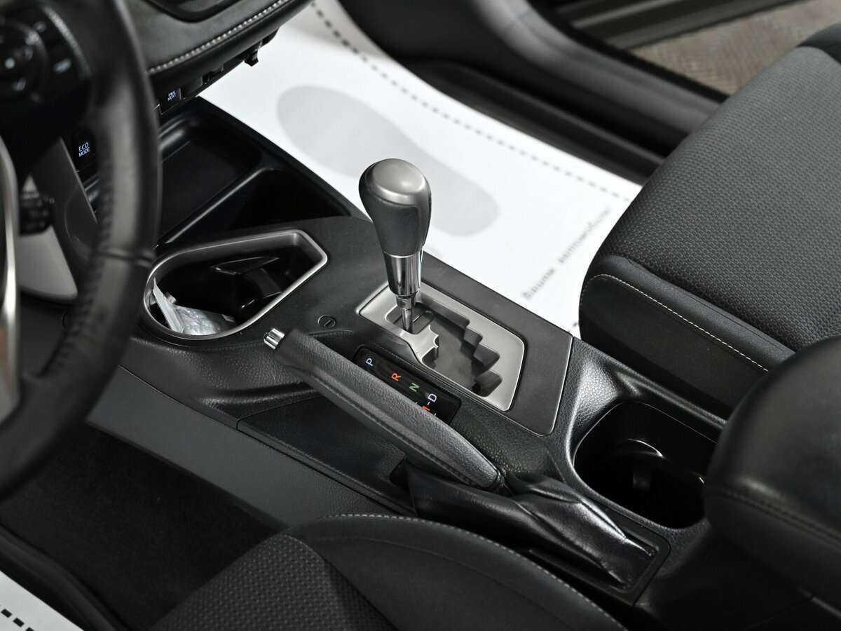 Toyota RAV4, 2018 Фото №14