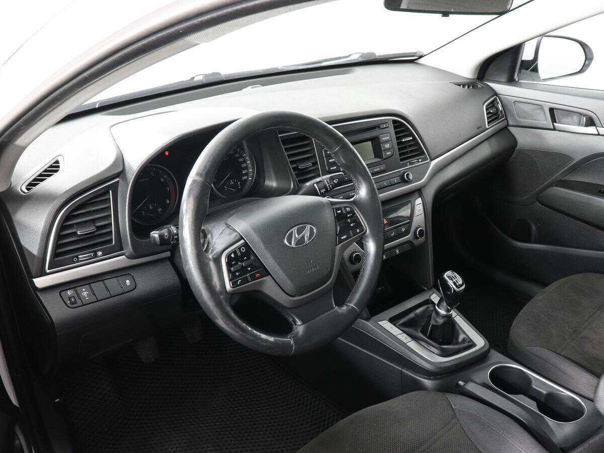 Hyundai Elantra, 2018 Фото №4