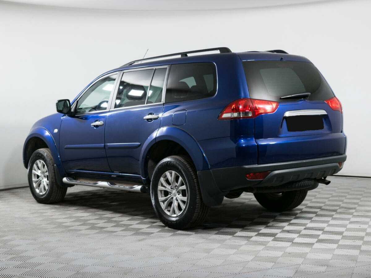 Mitsubishi Pajero Sport, 2013 Фото №7