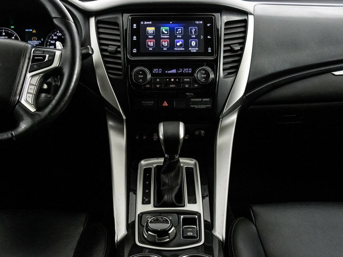 Mitsubishi Pajero Sport, 2018 Фото №15