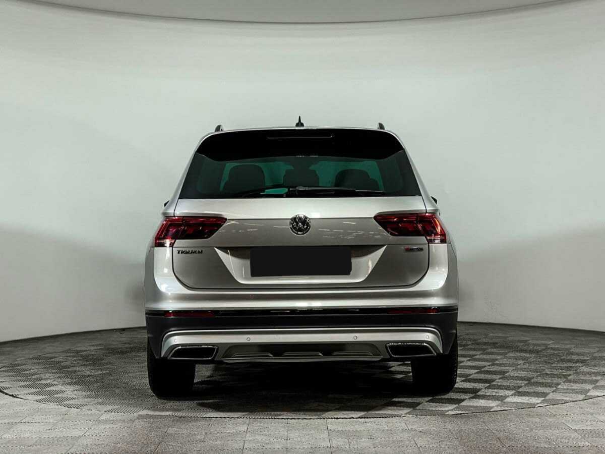Volkswagen Tiguan, 2019 Фото №6