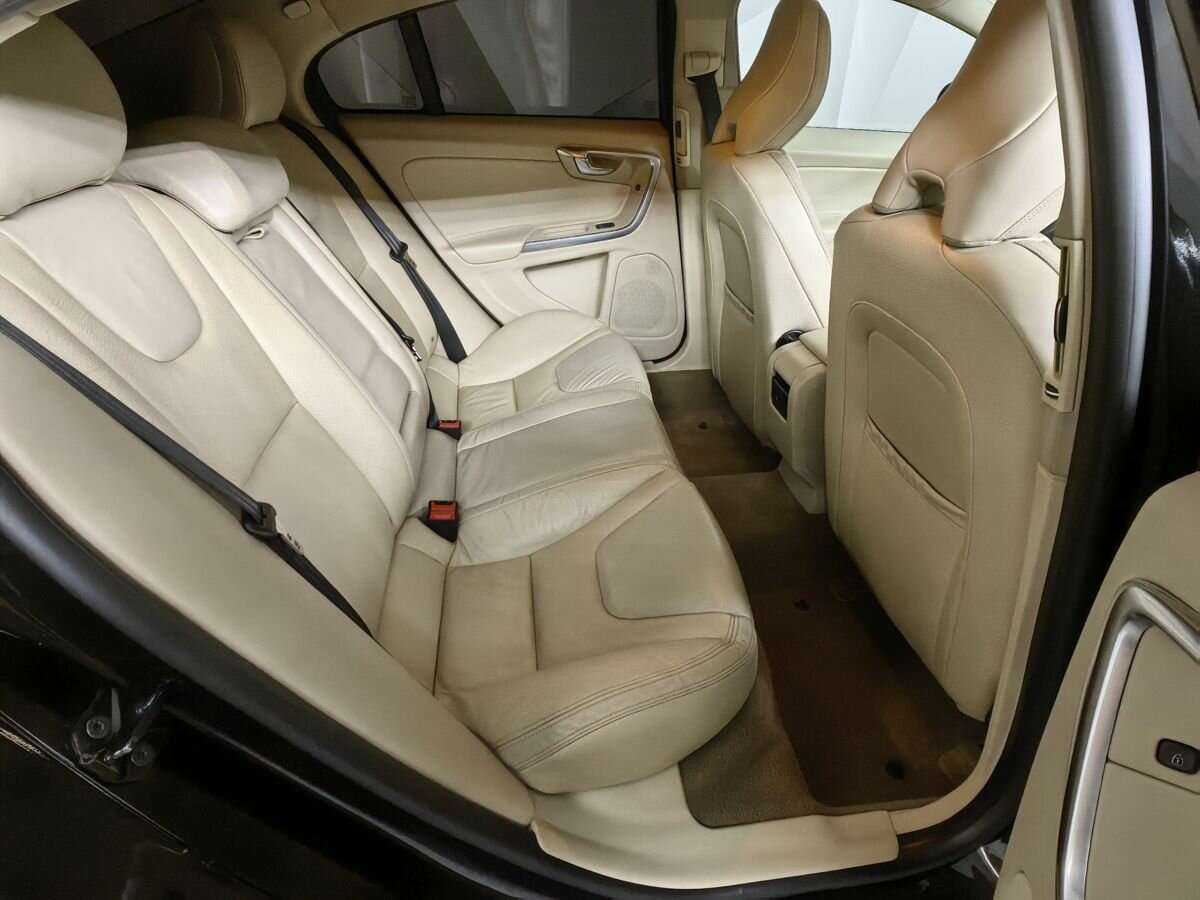 Volvo S60, 2013 Фото №12