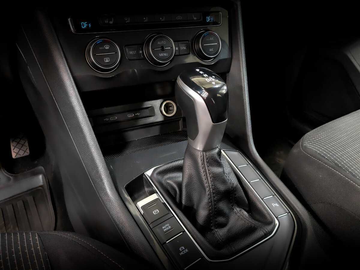 Volkswagen Tiguan, 2021 Фото №26