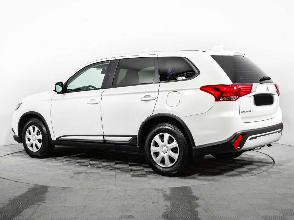 Mitsubishi Outlander, 2020 Фото №7
