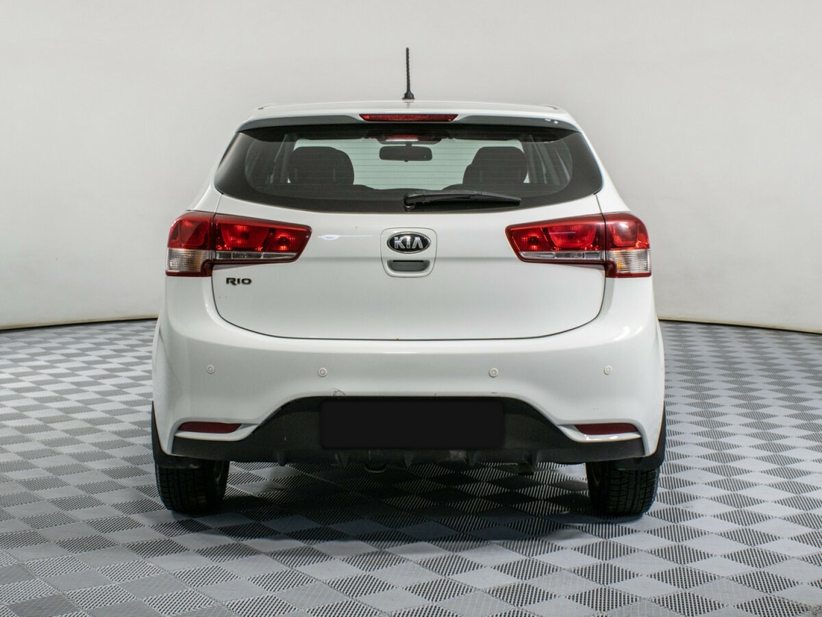 Kia Rio III Рестайлинг, 2016 Фото №6