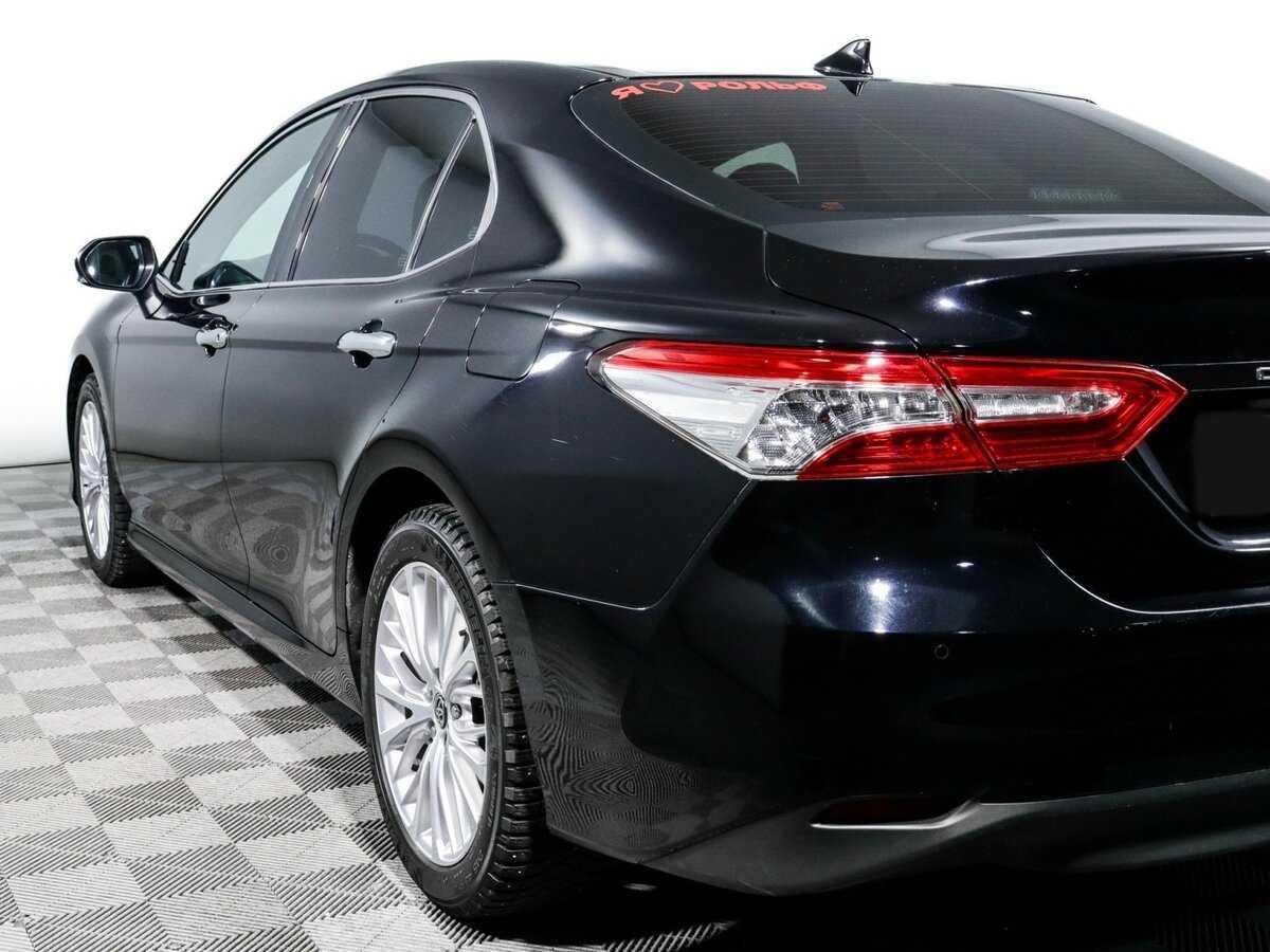Toyota Camry, 2018 Фото №12