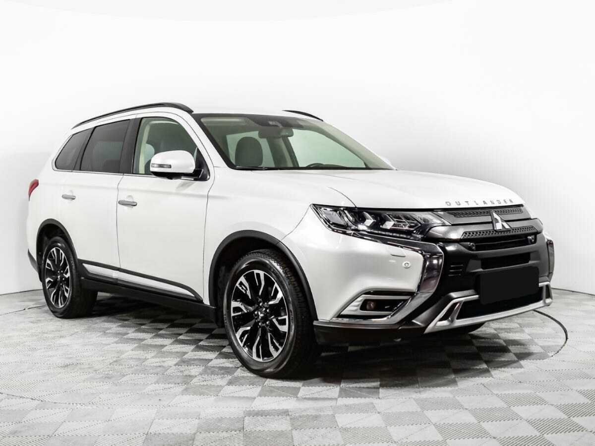 Mitsubishi Outlander, 2021 Фото №3