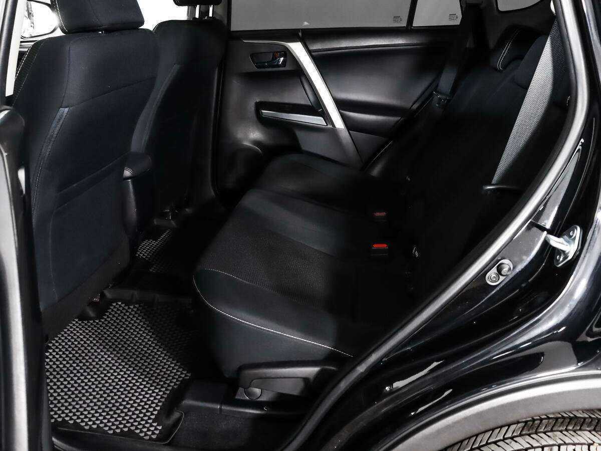 Toyota RAV4, 2016 Фото №9