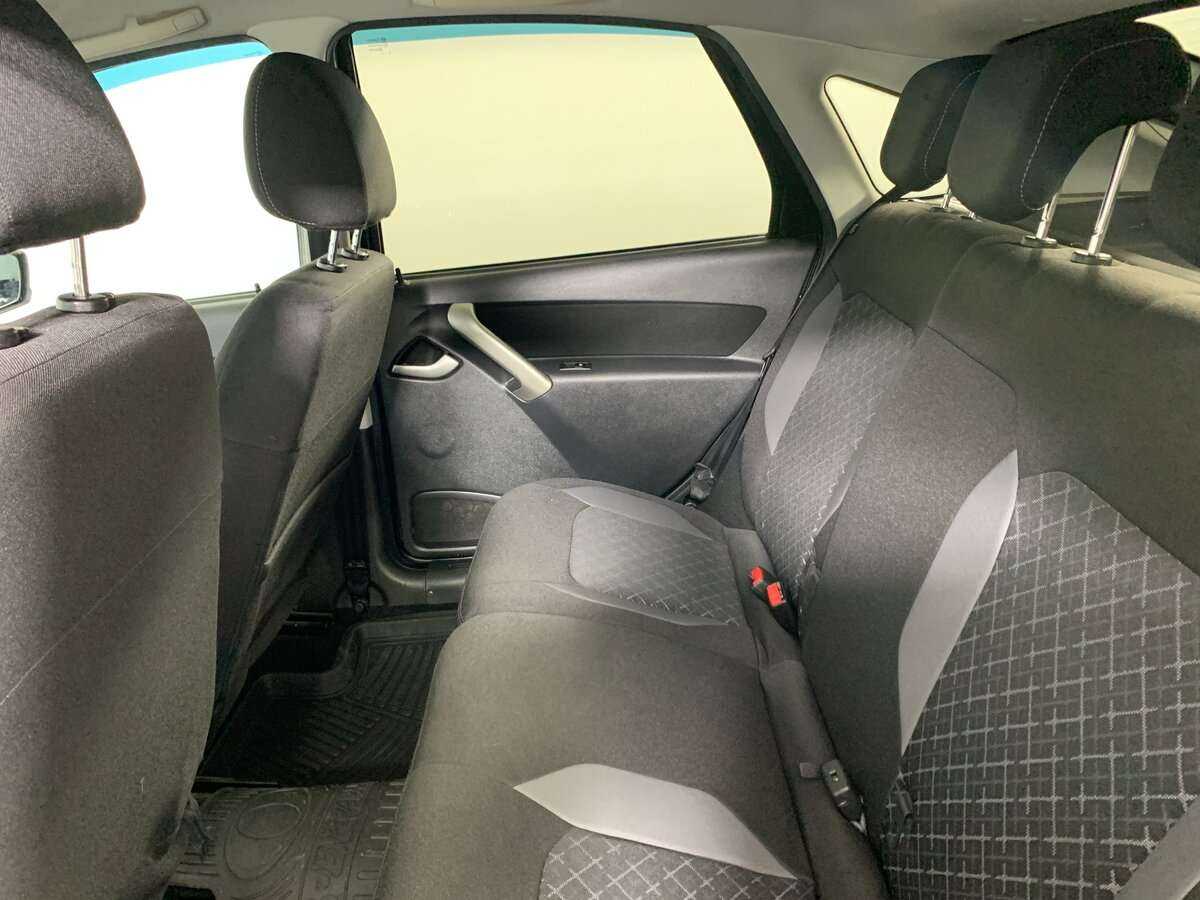 Lada (ВАЗ) Granta, 2018 Фото №16