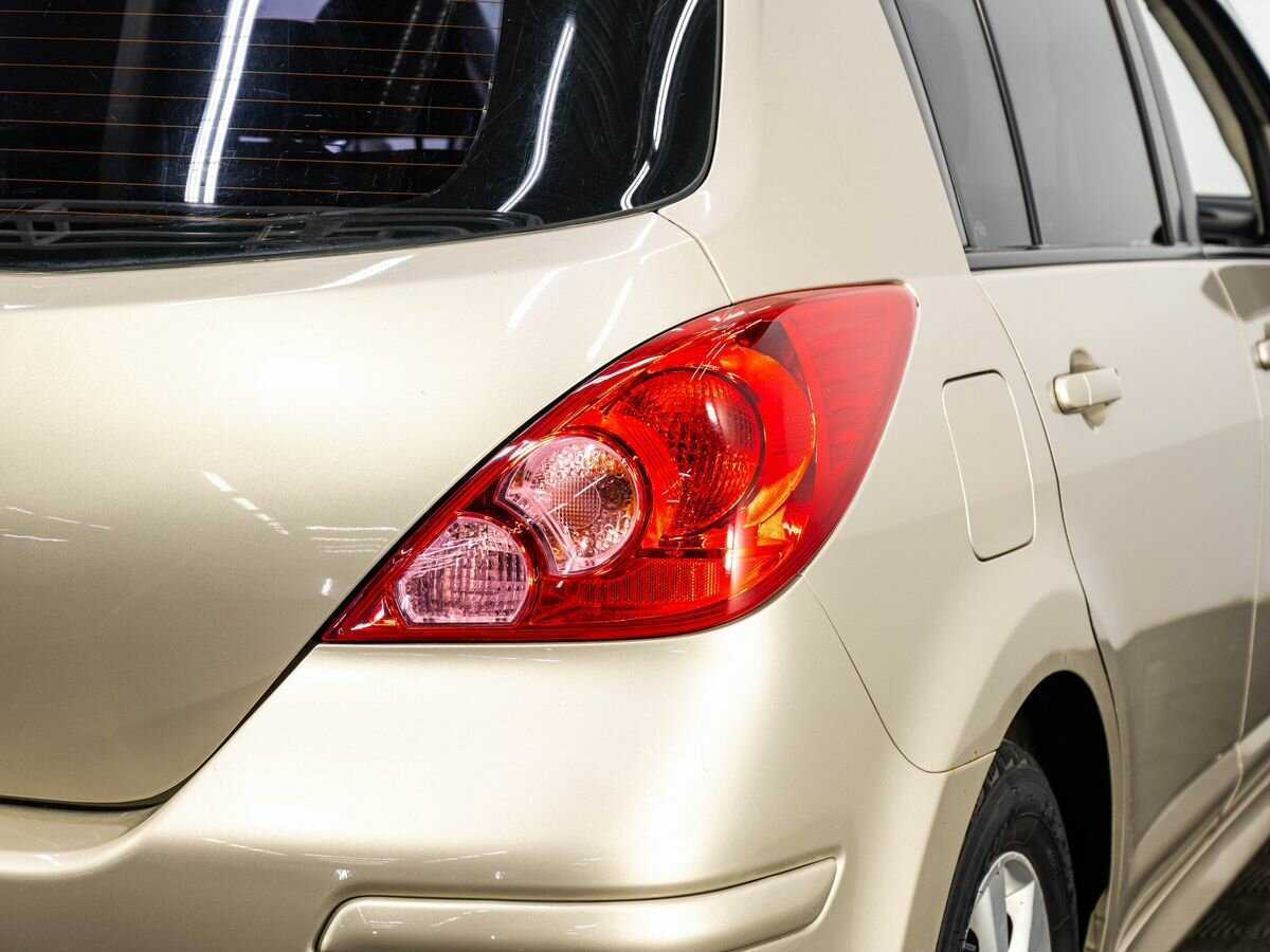 Nissan Tiida, 2012 Фото №7