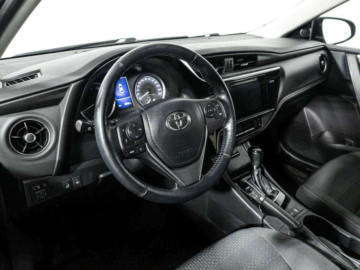Toyota Corolla, 2018 Фото №11