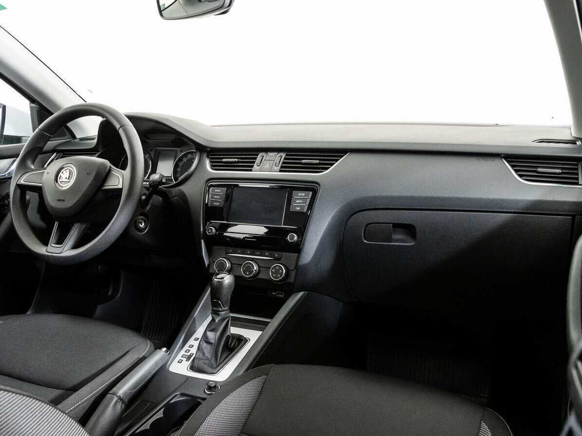 Skoda Octavia, 2018 Фото №9