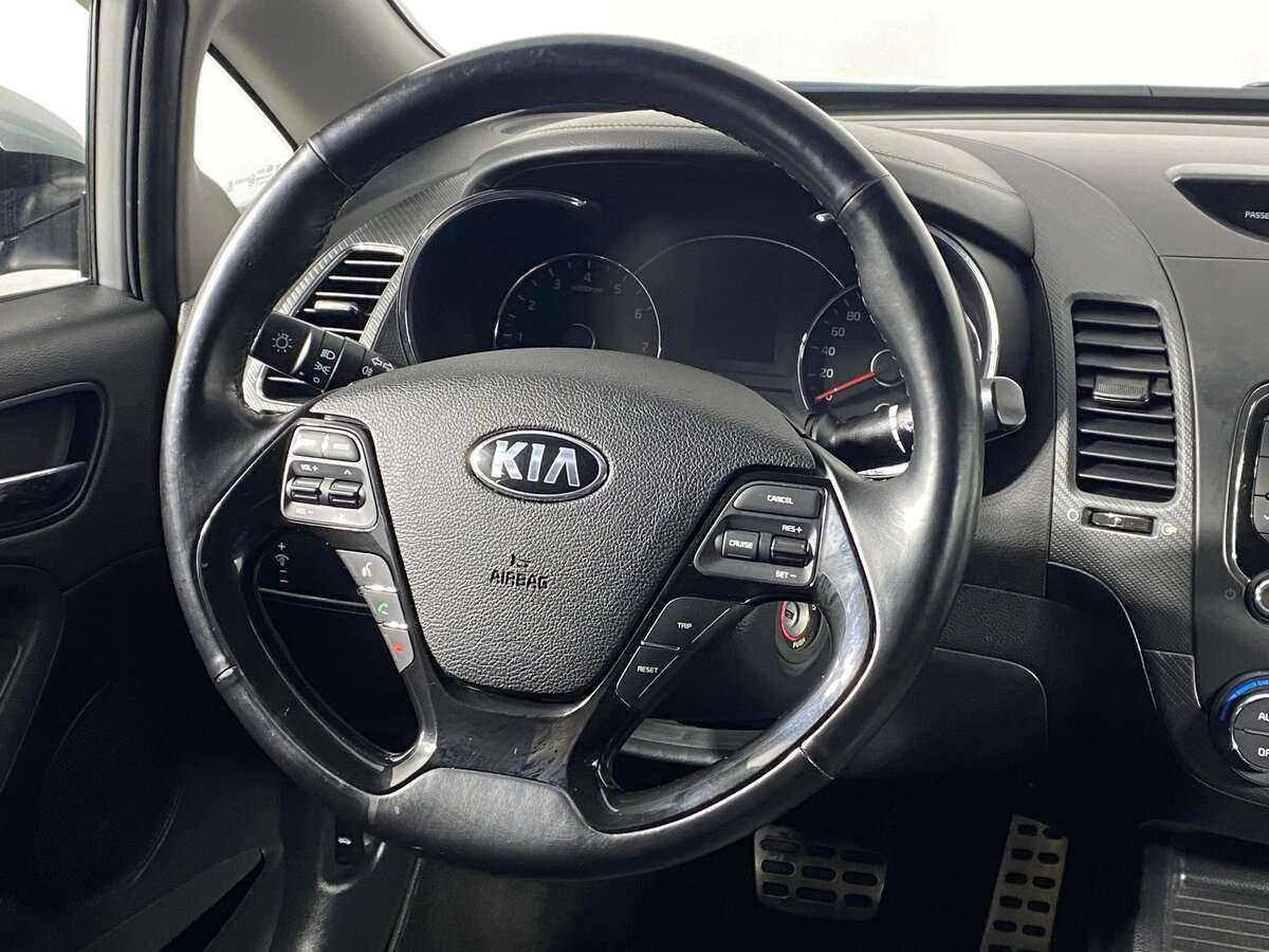 Kia Cerato, 2019 Фото №14