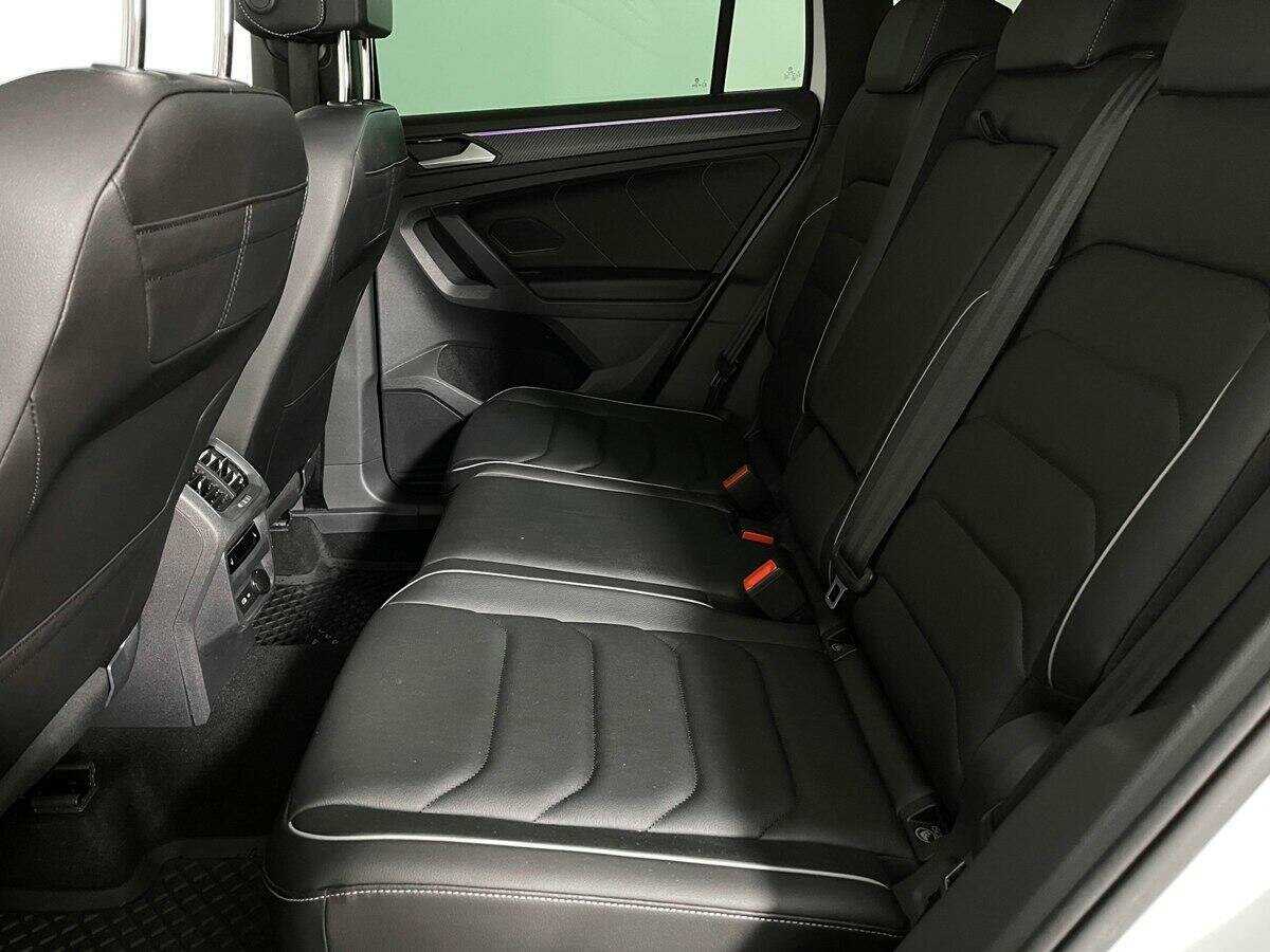 Volkswagen Tiguan, 2021 Фото №10