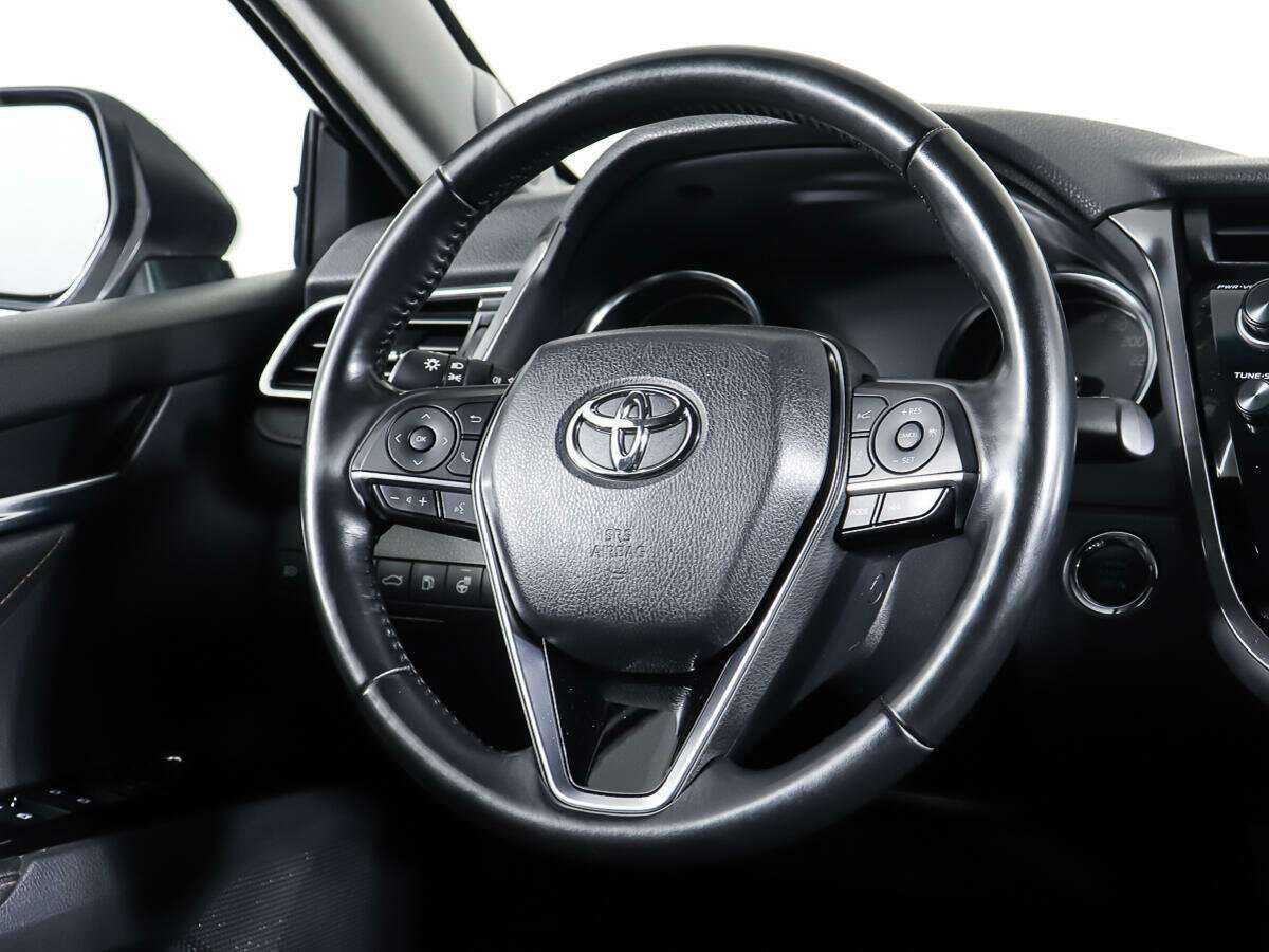 Toyota Camry, 2019 Фото №12