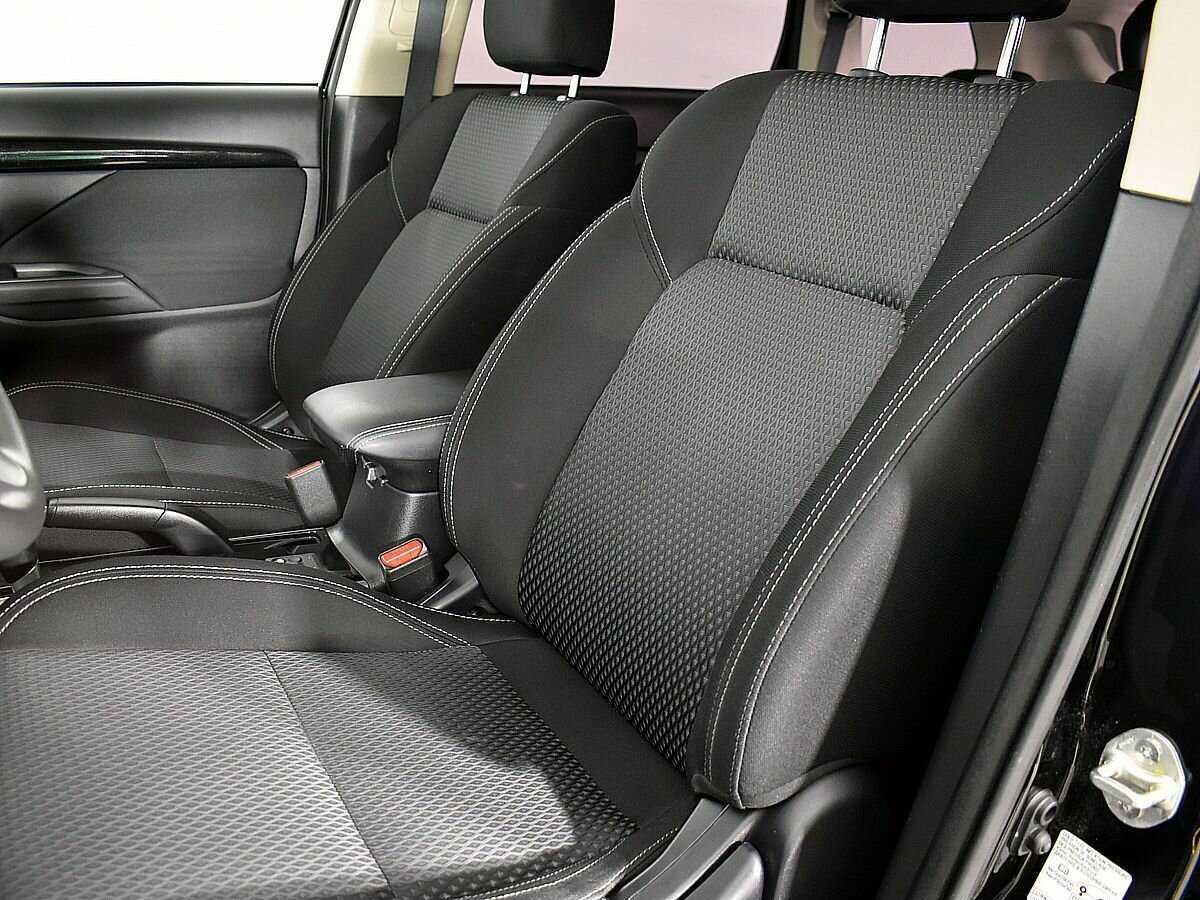 Mitsubishi Outlander, 2020 Фото №8