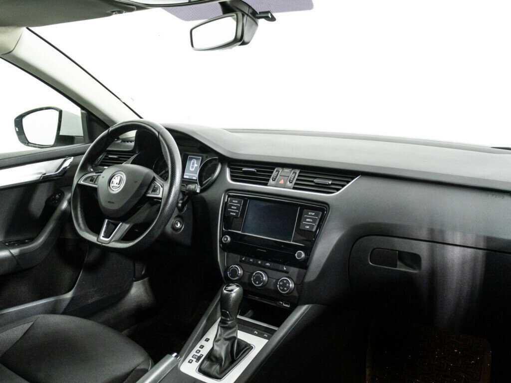 Skoda Octavia, 2018 Фото №9