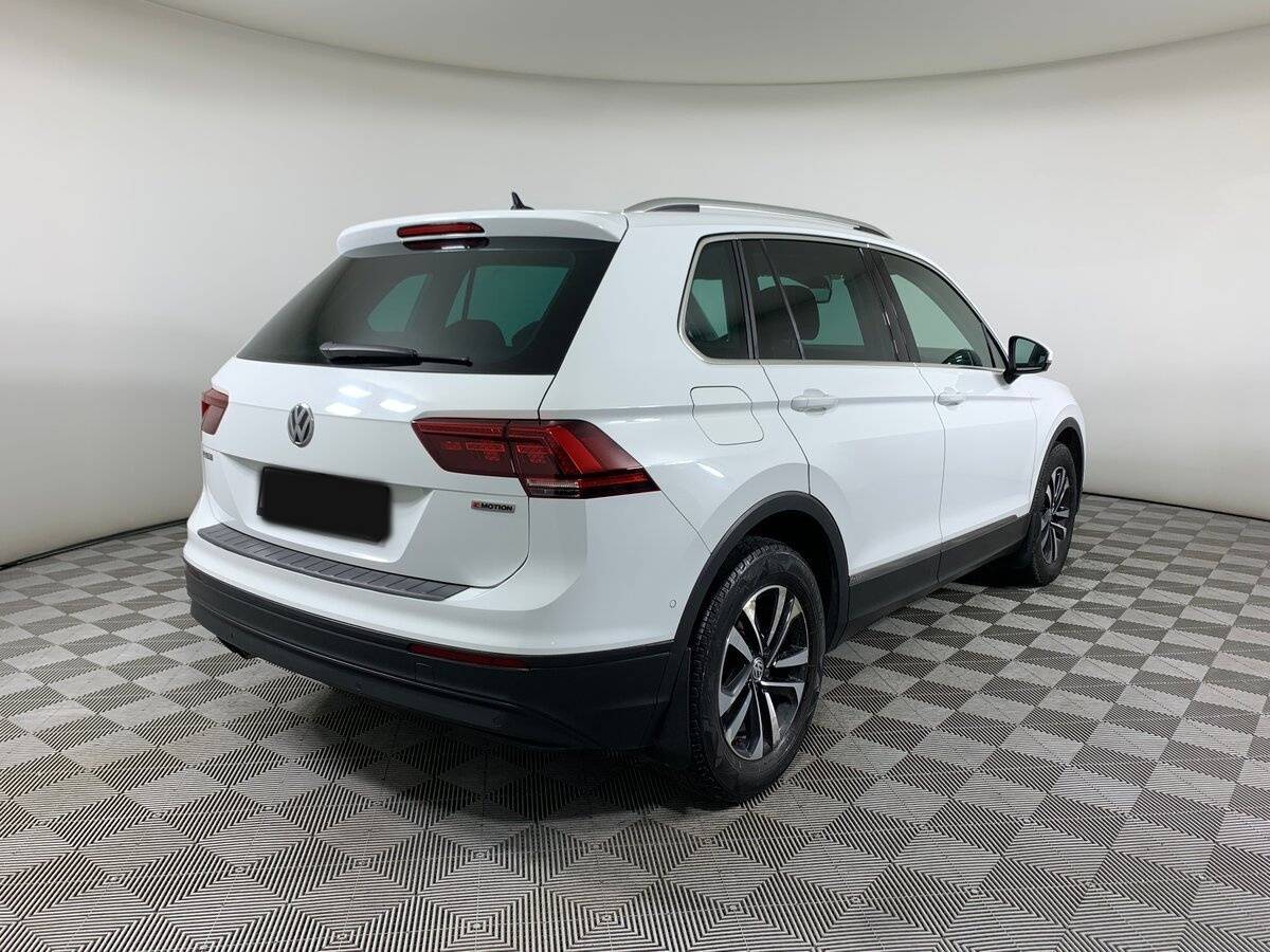Volkswagen Tiguan, 2019 Фото №5