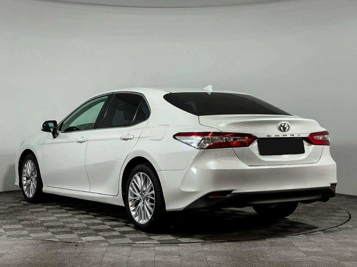 Toyota Camry, 2018 Фото №7