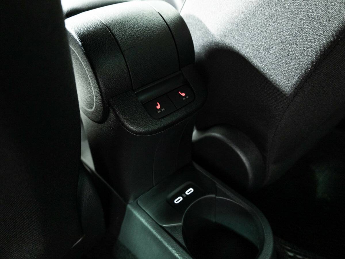 Volkswagen Polo VI, 2021 Фото №18