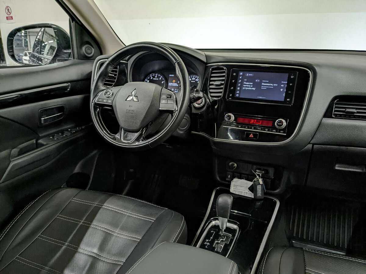 Mitsubishi Outlander, 2020 Фото №17