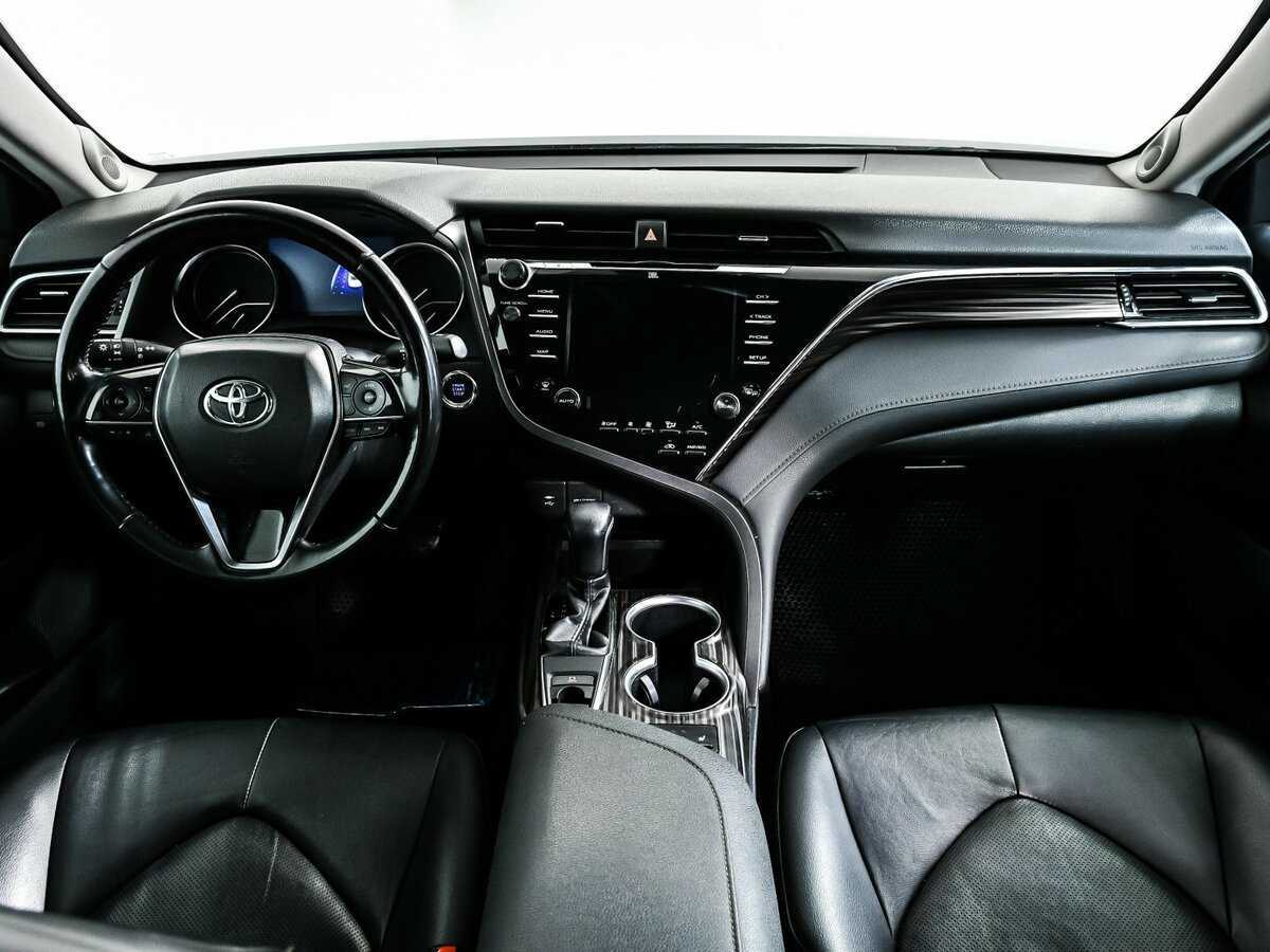 Toyota Camry, 2019 Фото №11