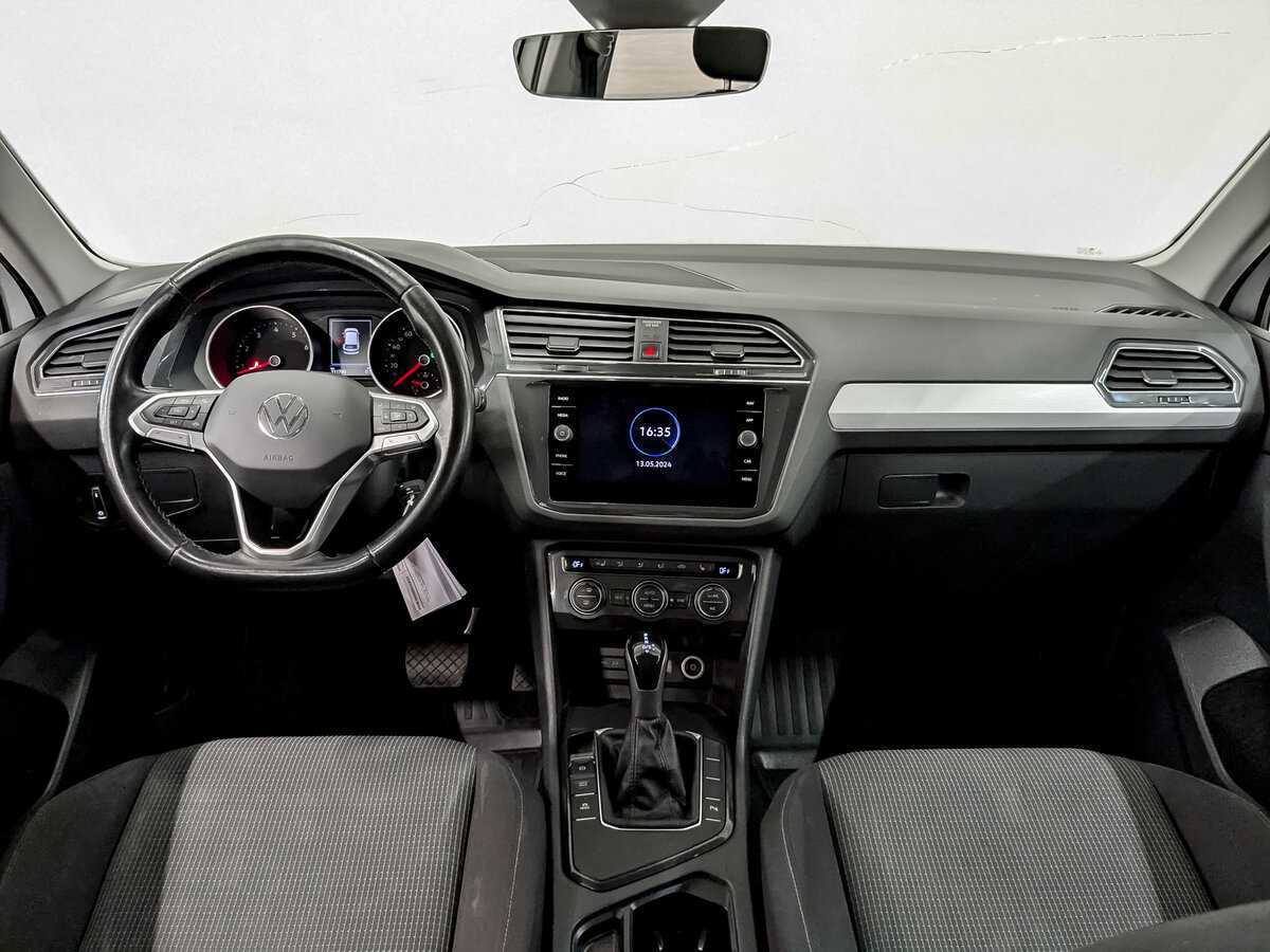 Volkswagen Tiguan, 2021 Фото №13