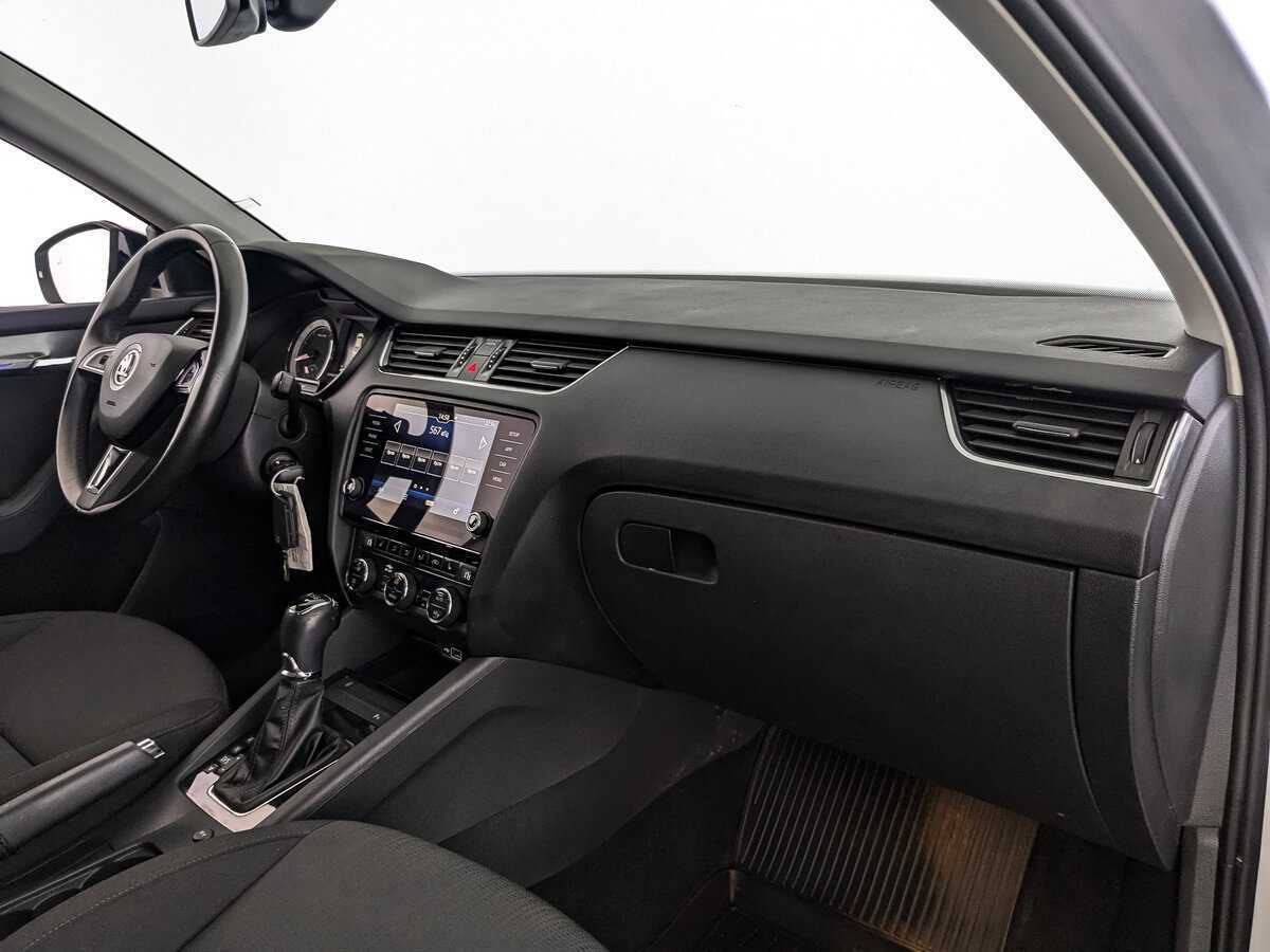 Skoda Octavia, 2018 Фото №9