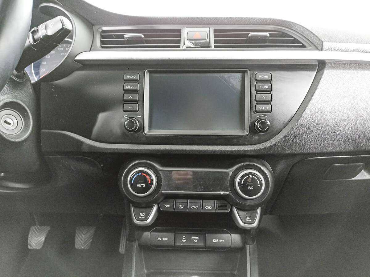 Kia Rio, 2018 Фото №13