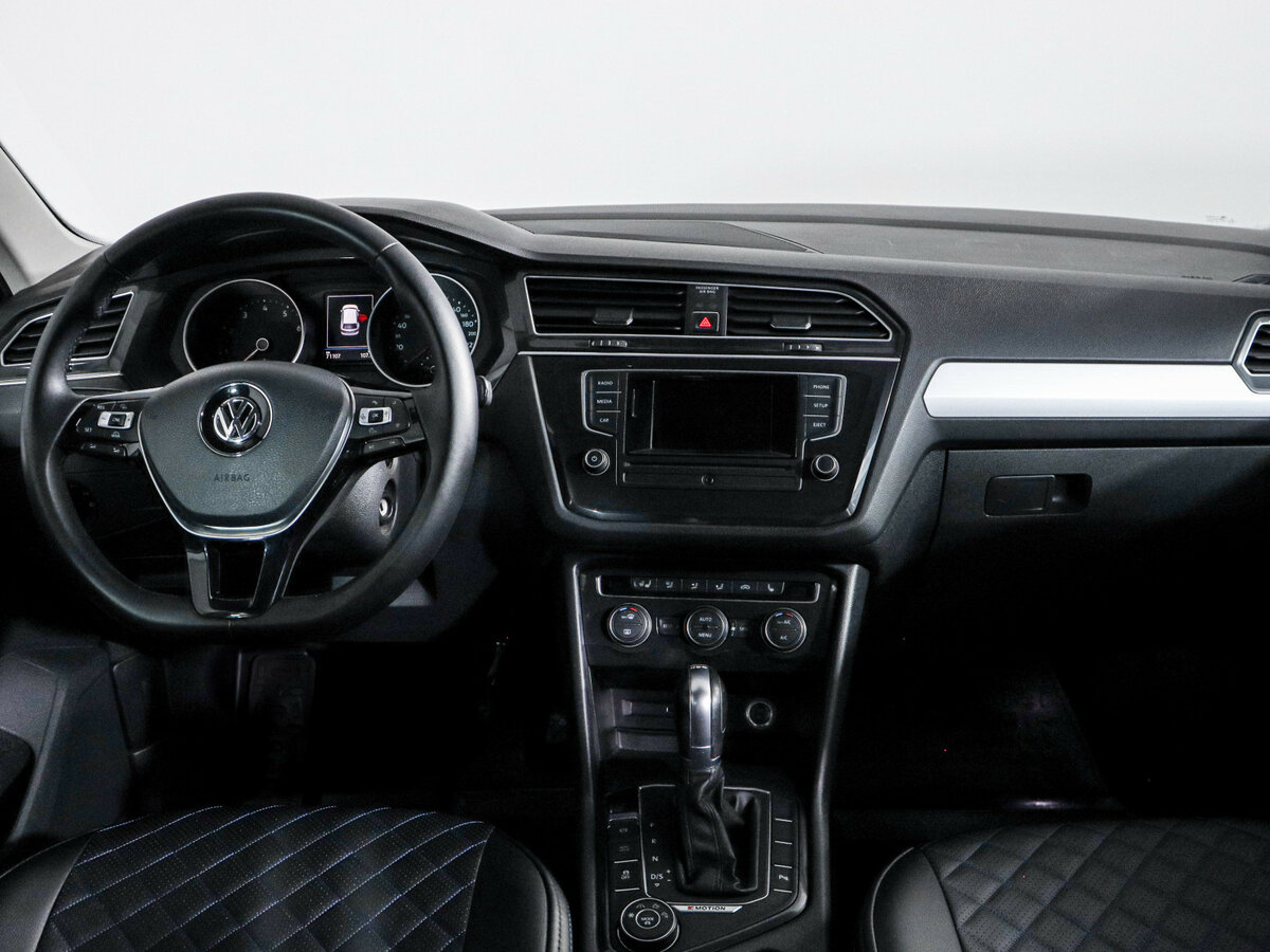 Volkswagen Tiguan II, 2017 Фото №12
