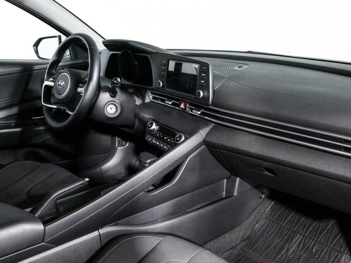 Hyundai Elantra, 2021 Фото №9