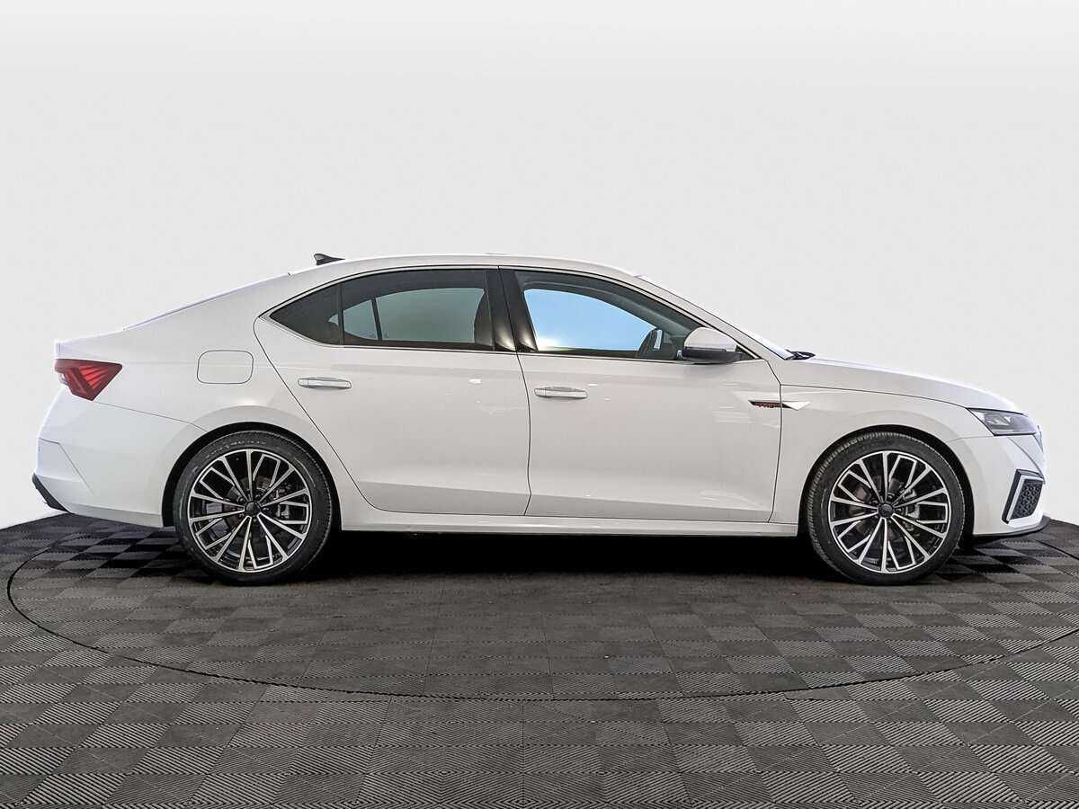 Skoda Octavia, 2023 Фото №4
