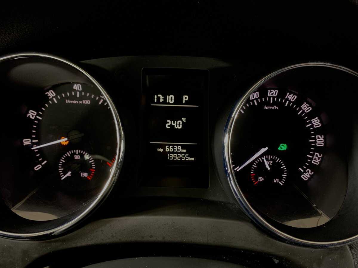 Skoda Yeti, 2012 Фото №15