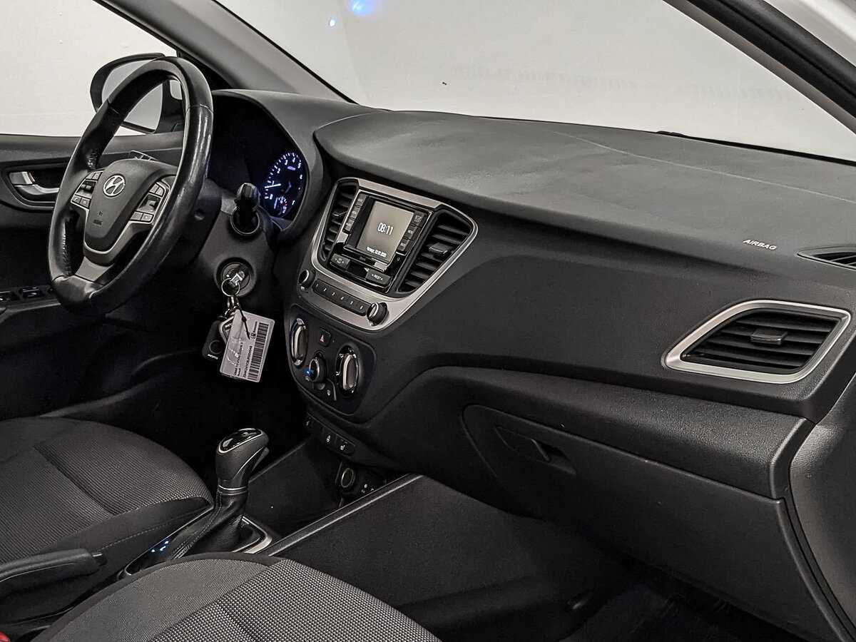 Hyundai Solaris, 2017 Фото №11