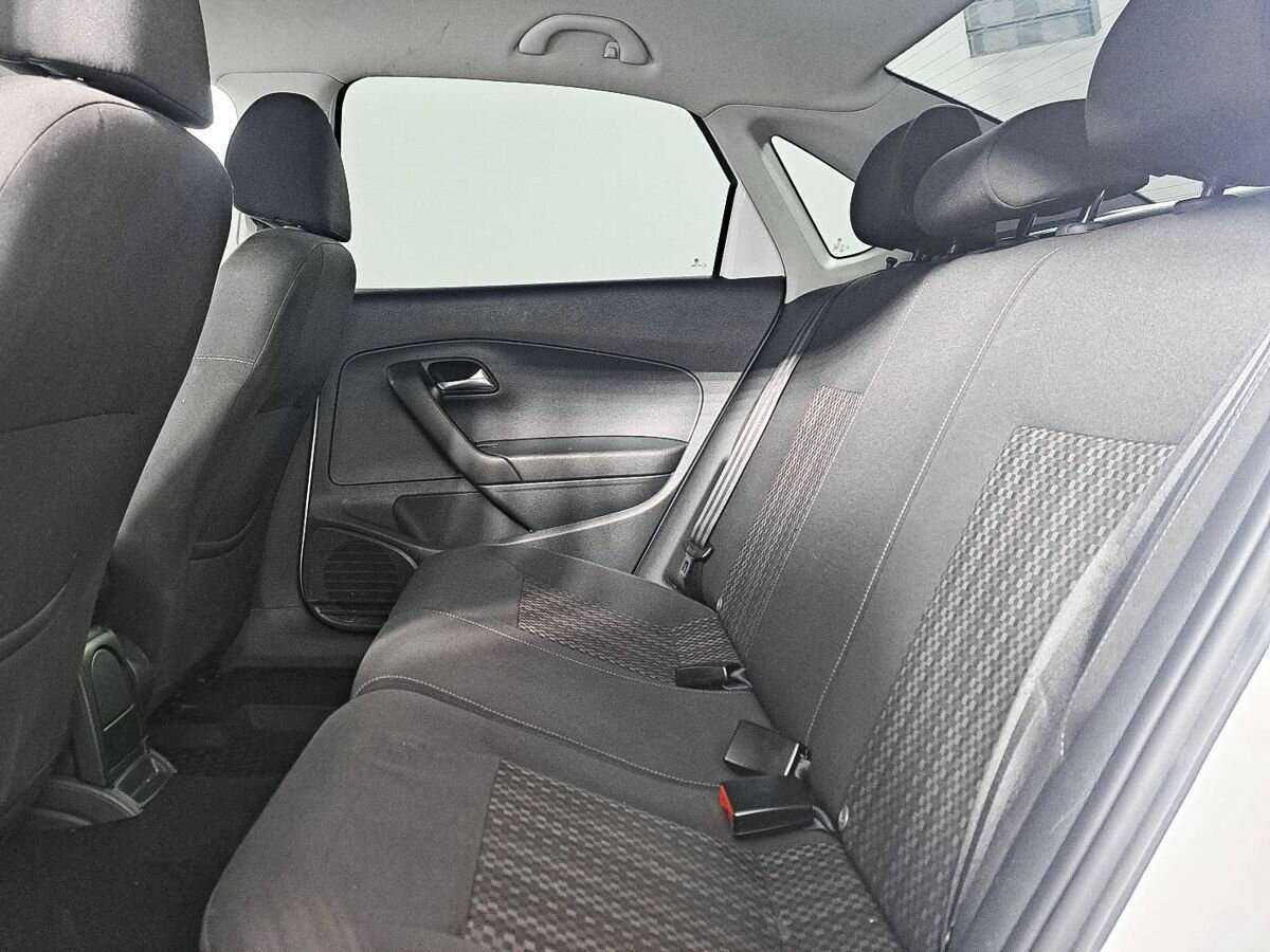 Volkswagen Polo, 2016 Фото №10