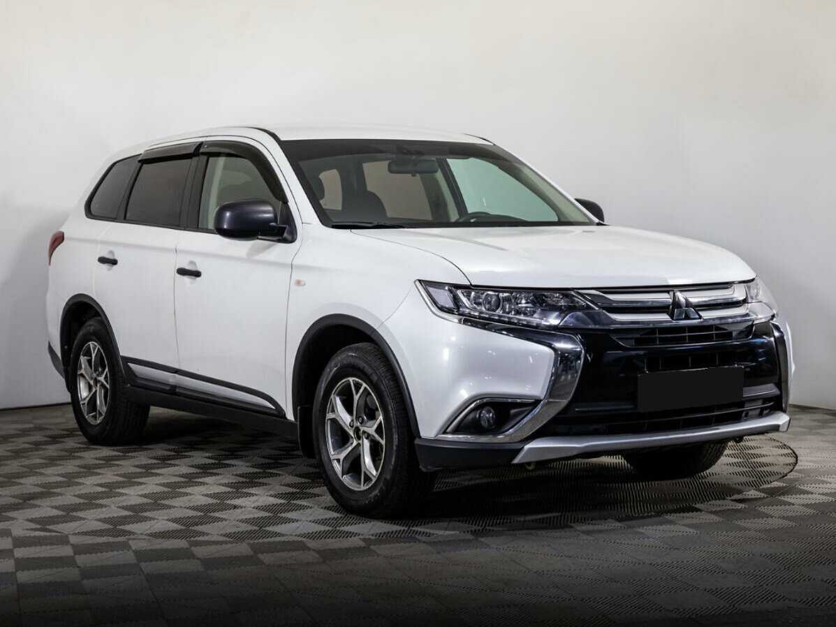 Mitsubishi Outlander, 2018 Фото №3