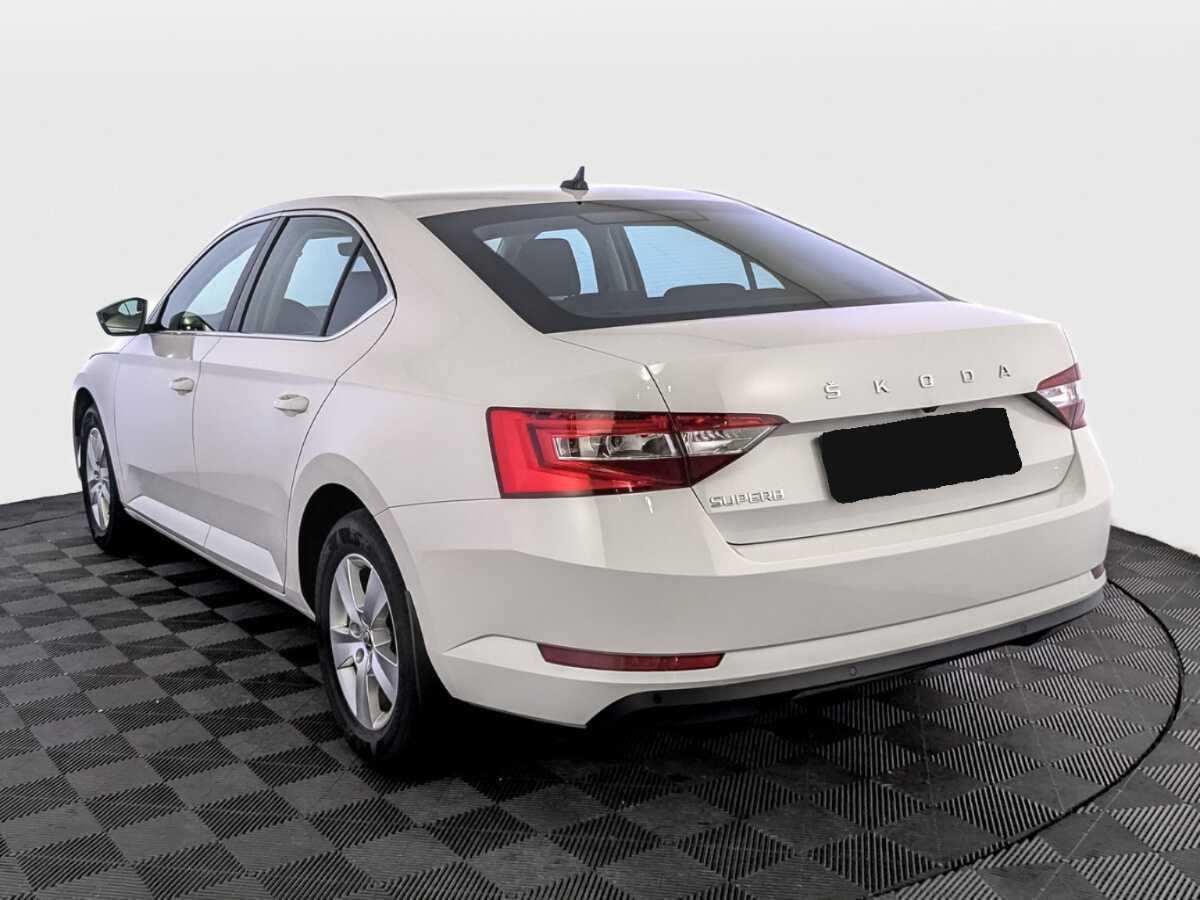 Skoda Superb, 2021 Фото №7