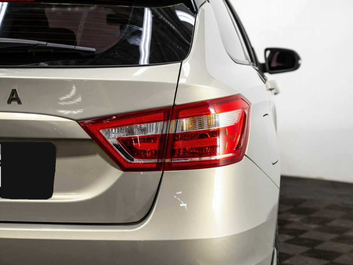 Lada (ВАЗ) Vesta SW, 2019 Фото №7