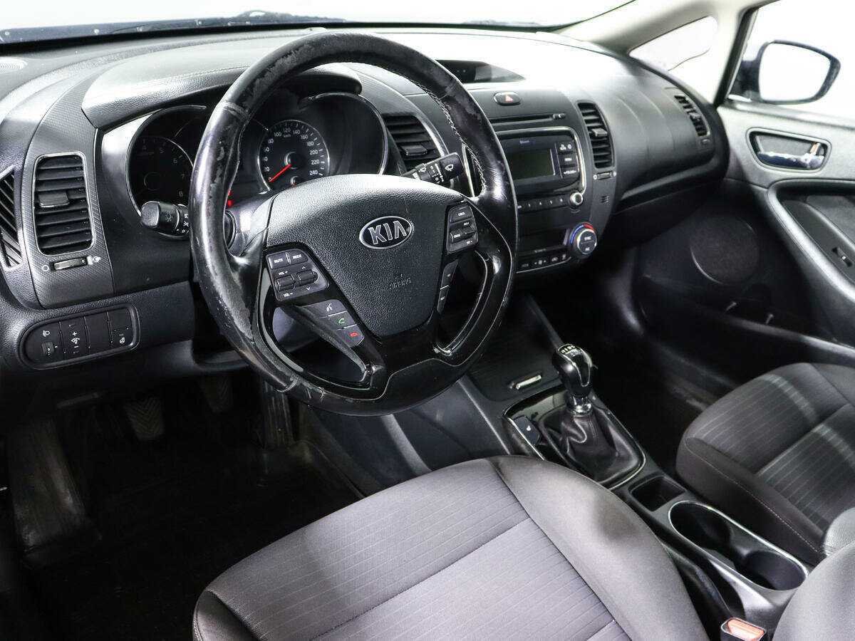 Kia Cerato, 2017 Фото №12