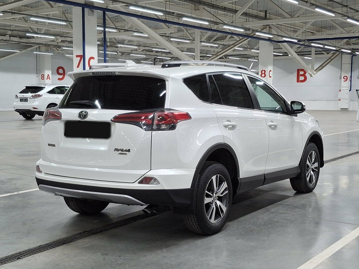 Toyota RAV4 IV (XA40) Рестайлинг, 2016 Фото №5