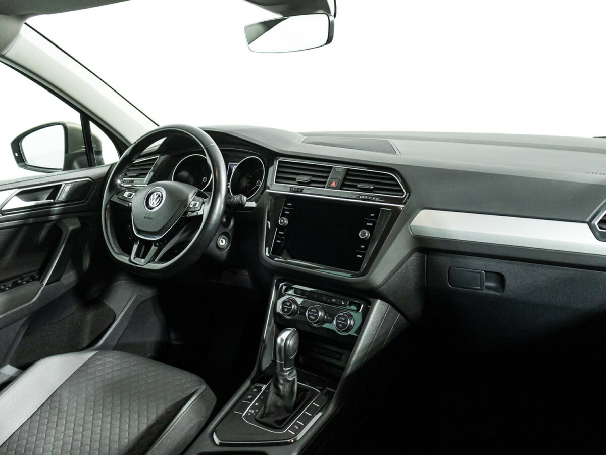 Volkswagen Tiguan II, 2019 Фото №9