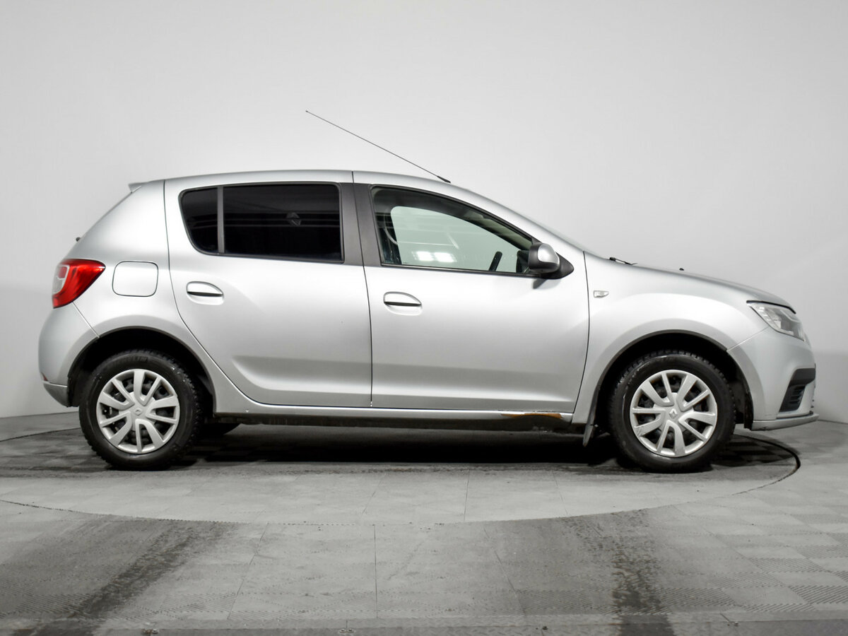 Renault Sandero II Рестайлинг, 2021 Фото №4
