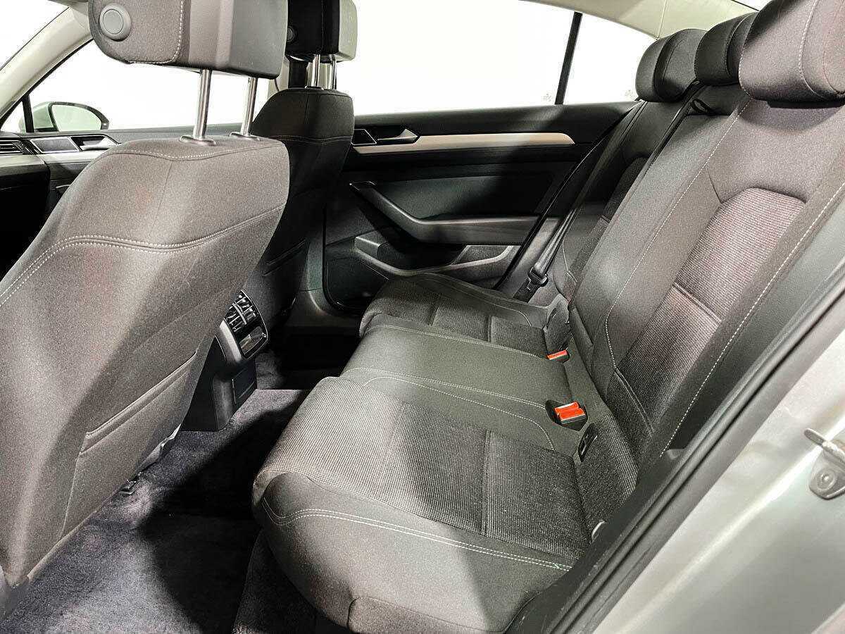 Volkswagen Passat, 2016 Фото №10